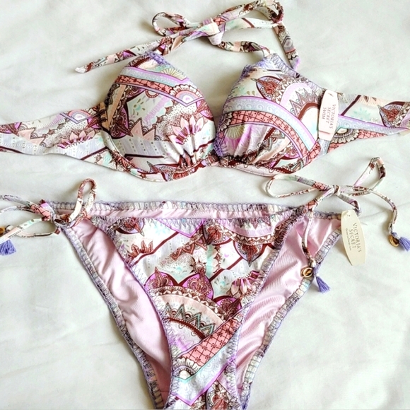 Victoria's Secret Other - NWT Victoria Secret Bikini (Halter style with Push Up 32C)